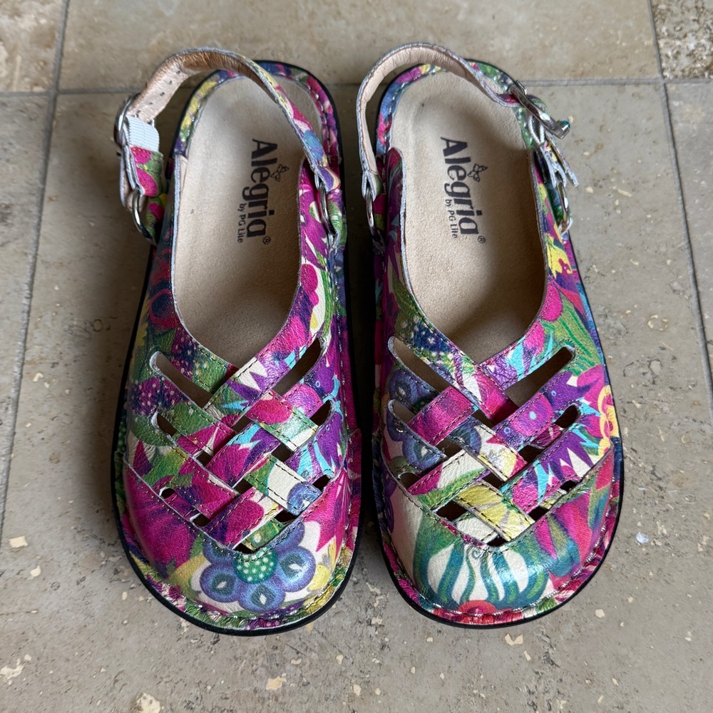 Alegria Freesia Happy Days Woven Leather Slingback Clogs  EUR 37 / US 6